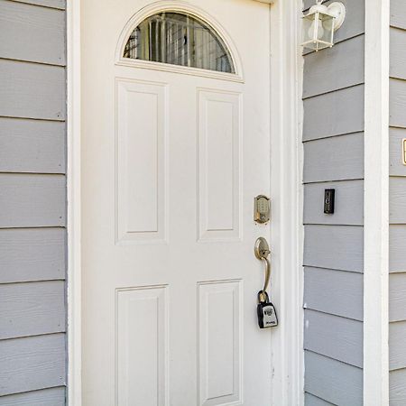 Airy Biloxi Condo With Patio Walk To Beach! Exterior photo