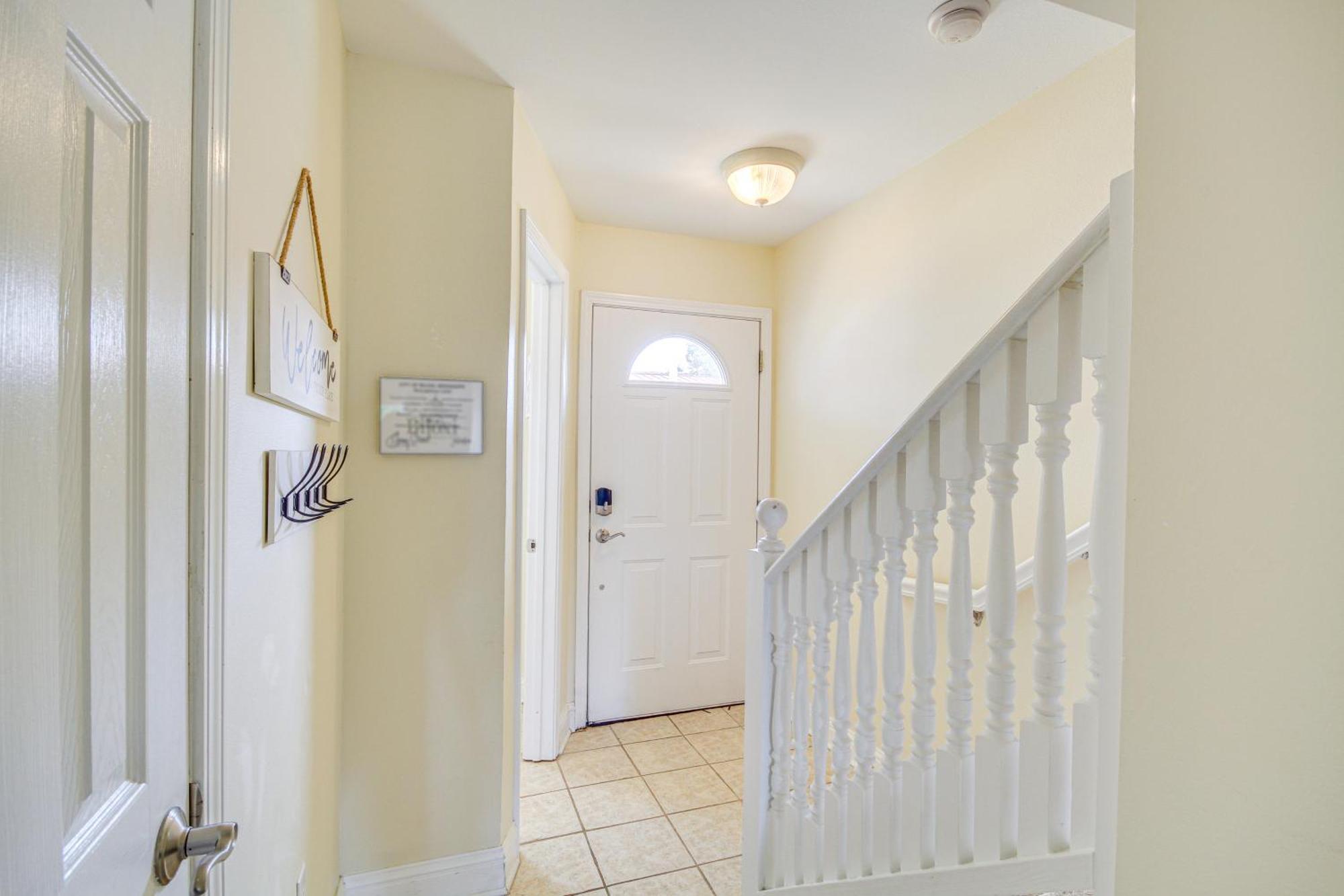 Airy Biloxi Condo With Patio Walk To Beach! Exterior photo