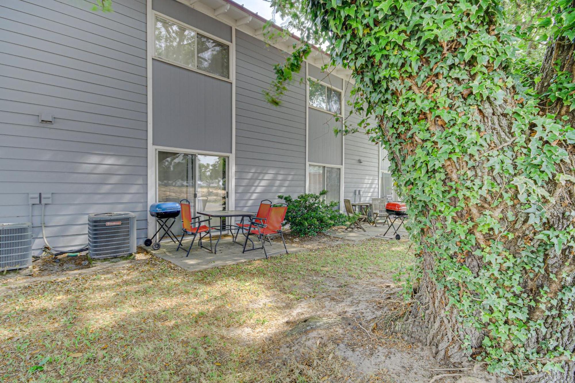 Airy Biloxi Condo With Patio Walk To Beach! Exterior photo